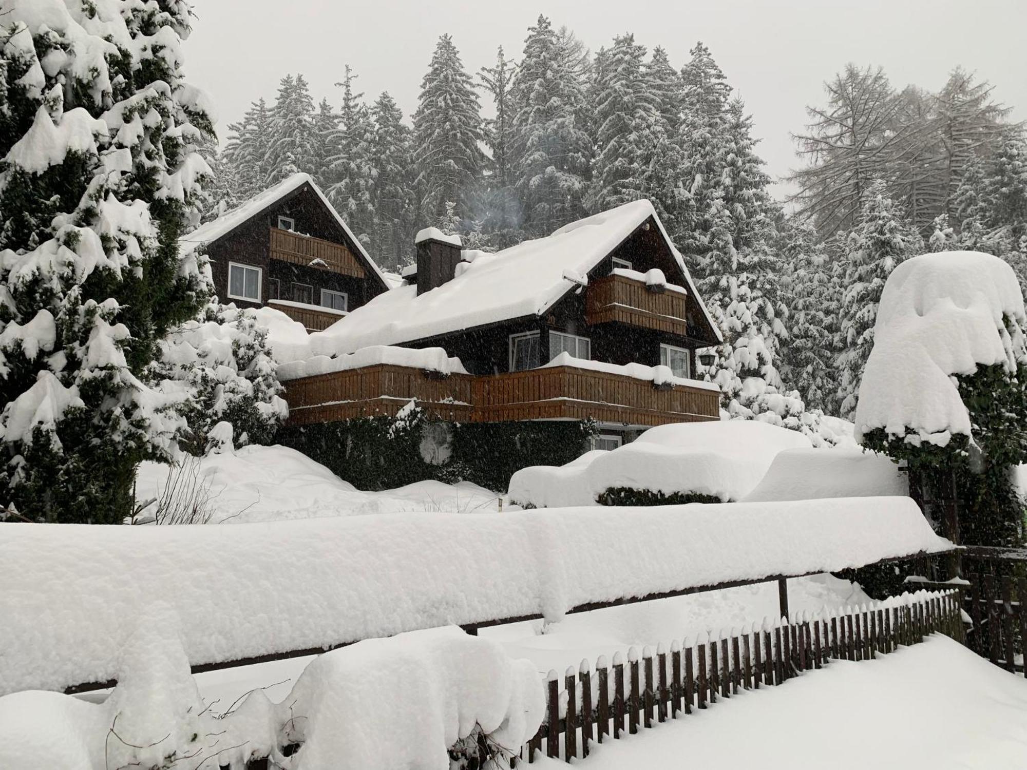 Chata Jezevec Hojsova Stráž Exterior foto